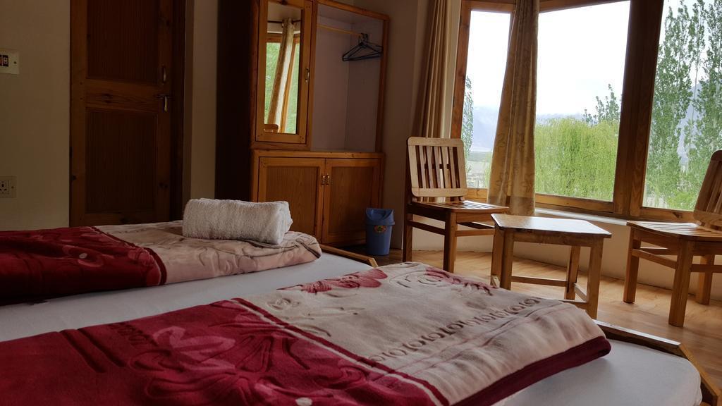 Yourdum Guest House Hundar Exterior photo